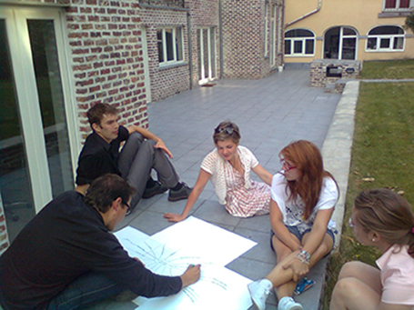 Training on reverse brainstorming with AIESEC in Belgium MC 2010, www.adriandobre.com